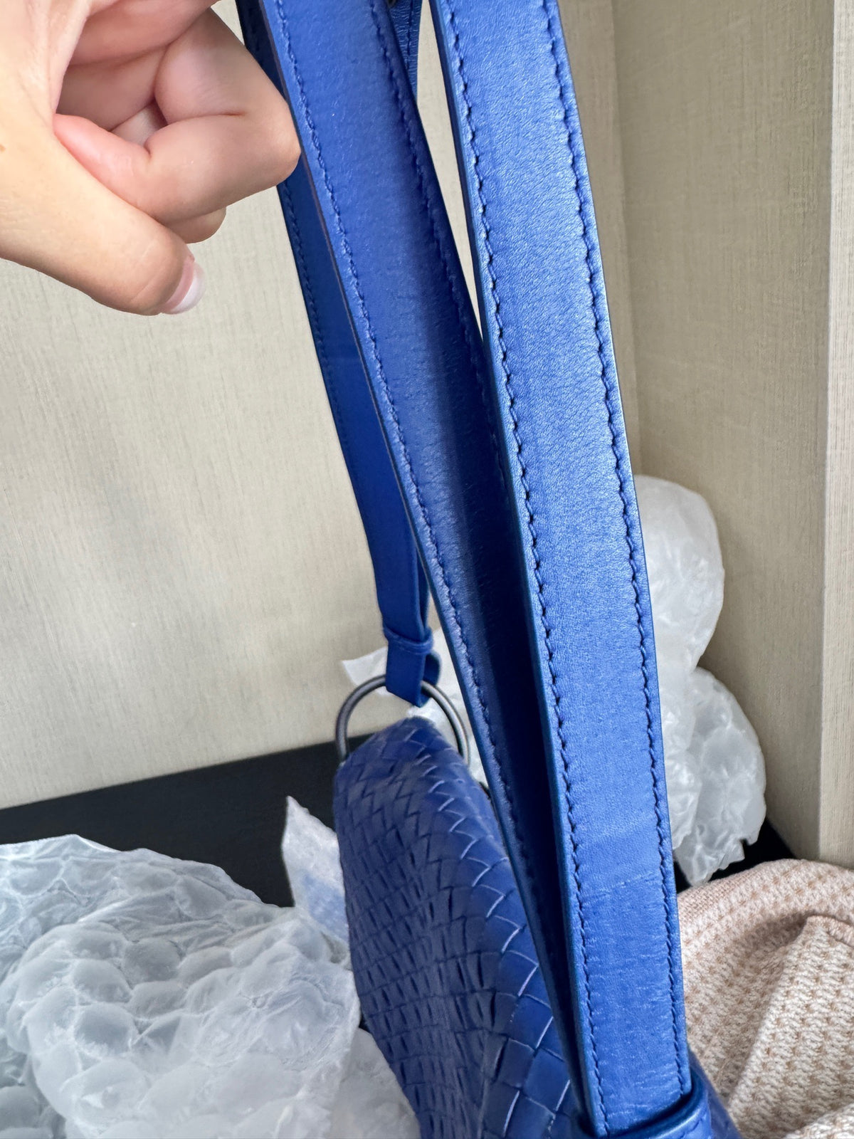Bottega Veneta - Other - Leather - Blue - (medium)