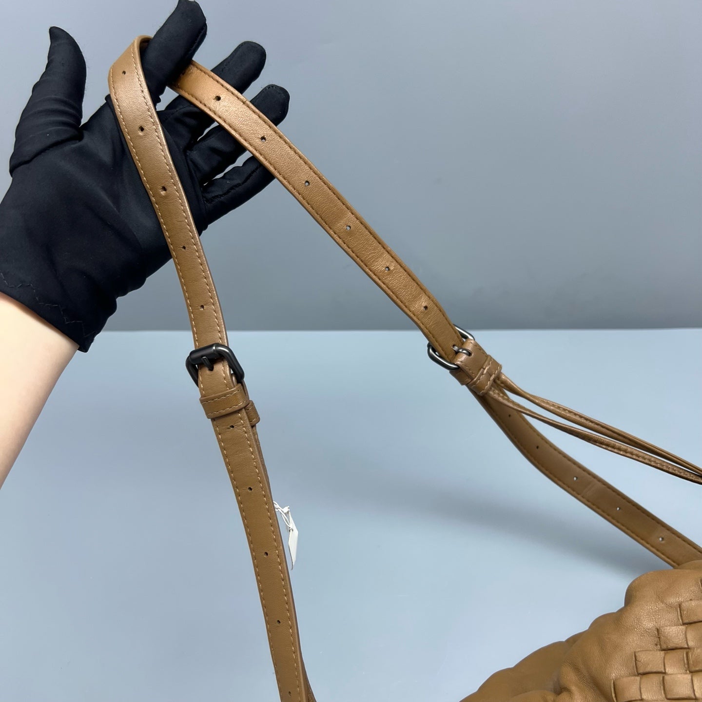 Bottega Veneta - Other - Leather - Brown - (Medium)