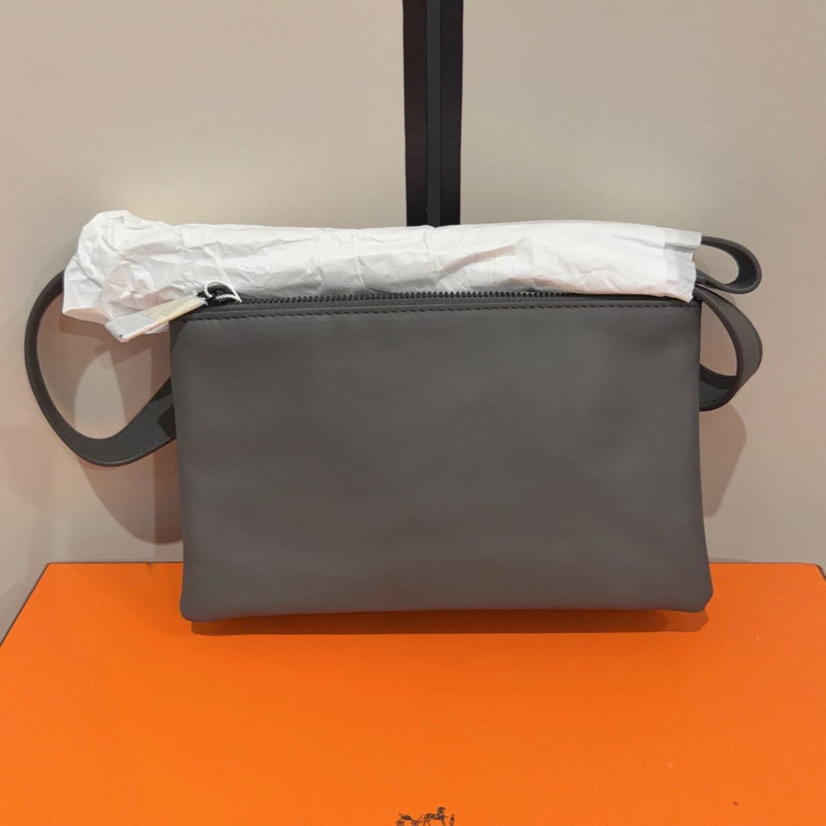 Bottega Veneta - Other - Leather - Grey