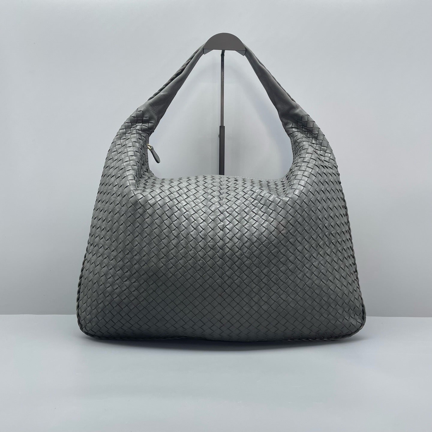 Bottega Veneta - Other - Leather - Grey - (large)