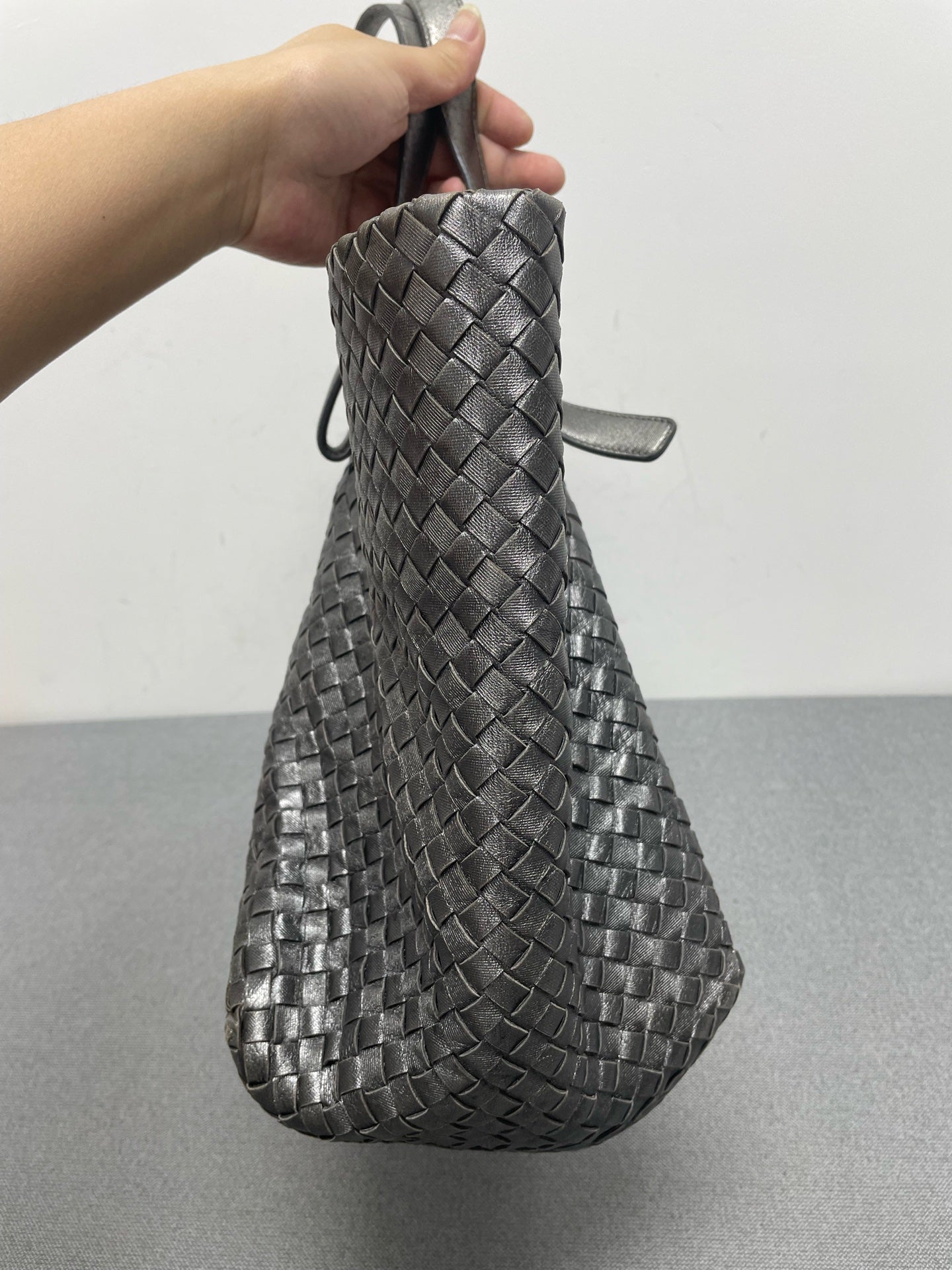 Bottega Veneta - Other - Leather - Grey - (large)