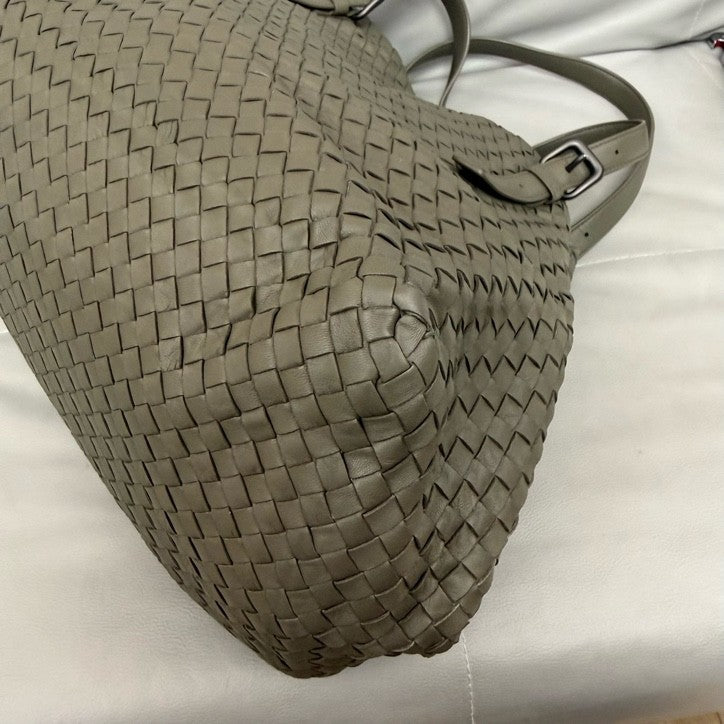 Bottega Veneta - Other - Leather - Grey - (large)