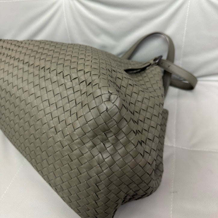 Bottega Veneta - Other - Leather - Grey - (large)