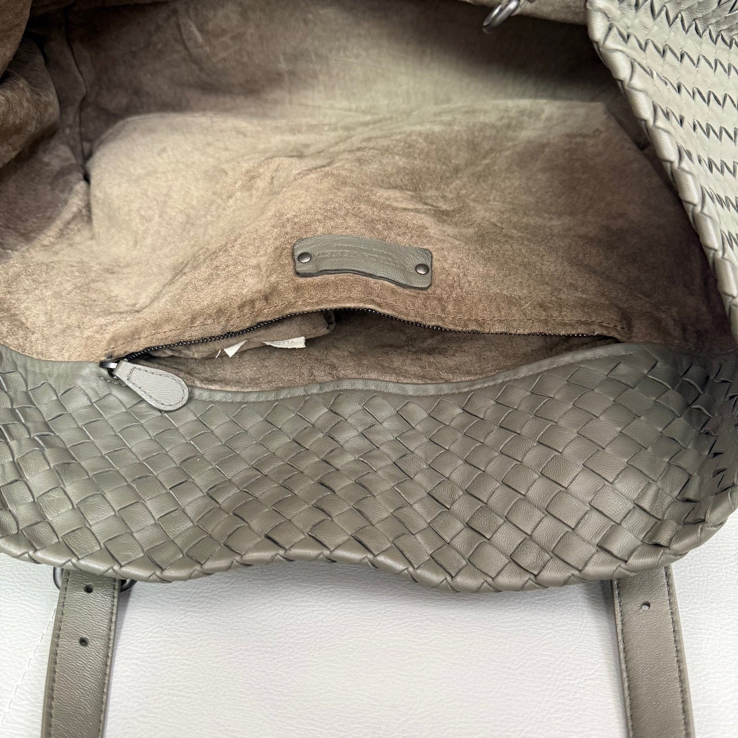Bottega Veneta - Other - Leather - Grey - (large)