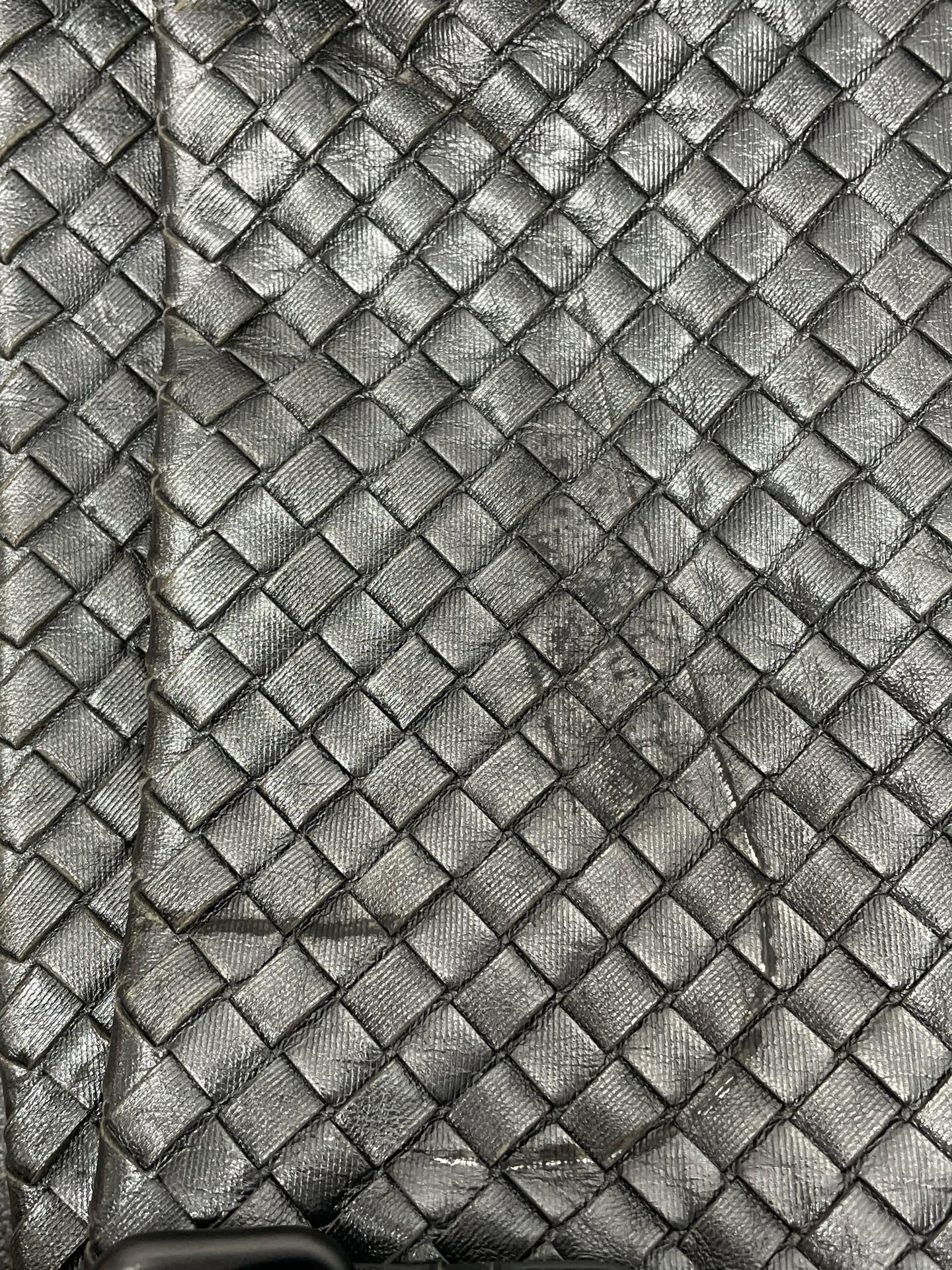 Bottega Veneta - Other - Leather - Grey - (large)