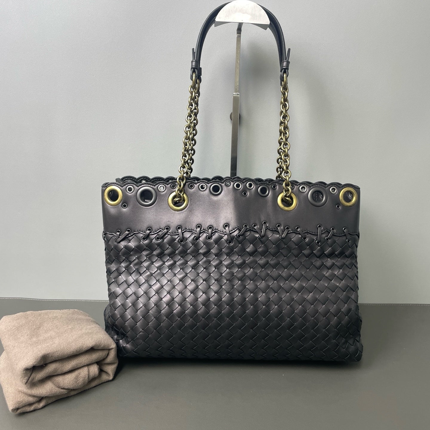 Bottega Veneta - Other - Leather - Grey - (medium)