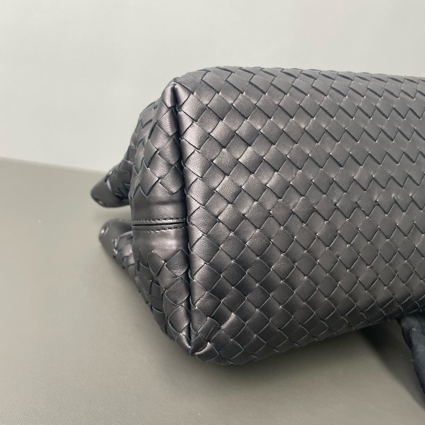 Bottega Veneta - Other - Leather - Grey - (medium)