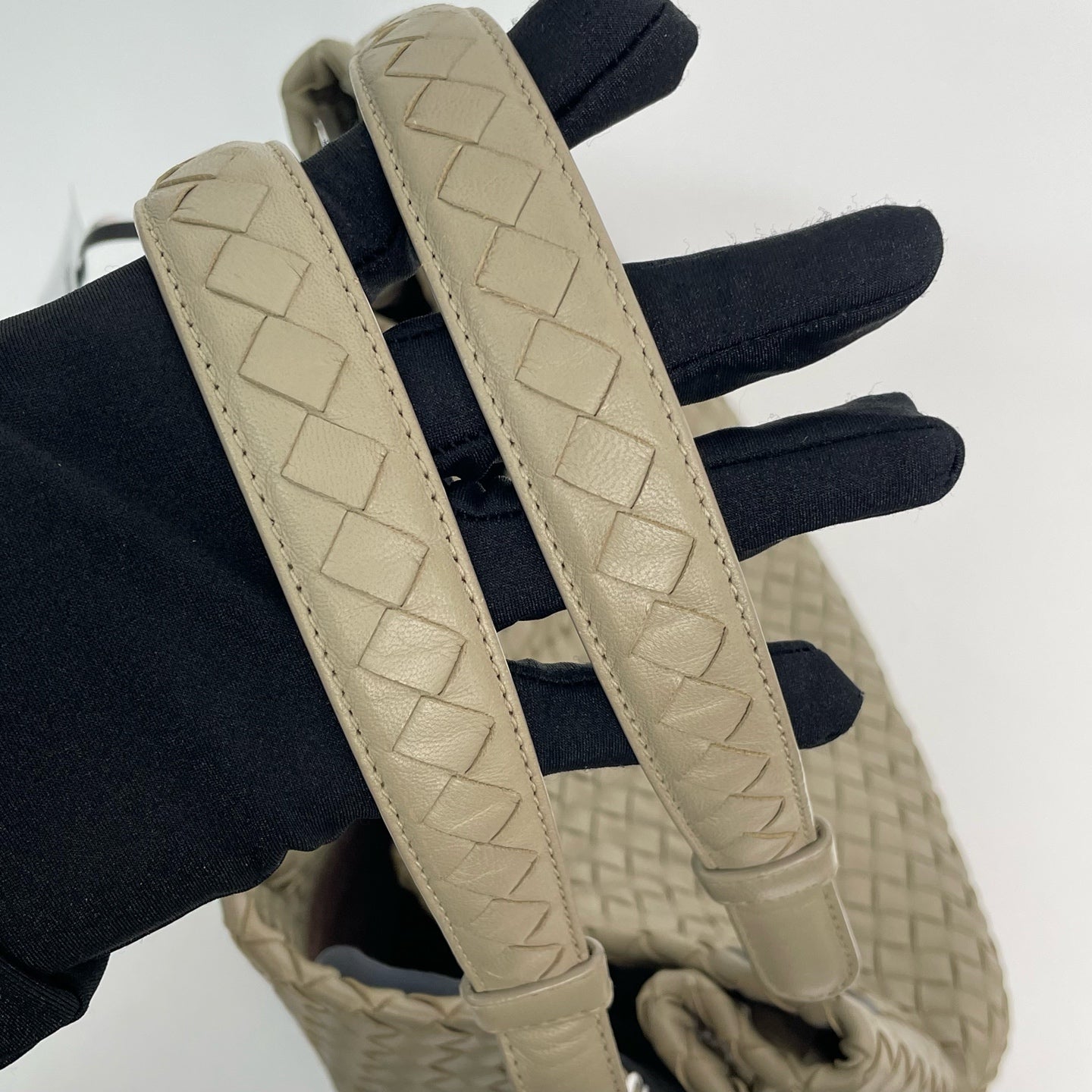 Bottega Veneta - Other - Leather - Grey - (medium)