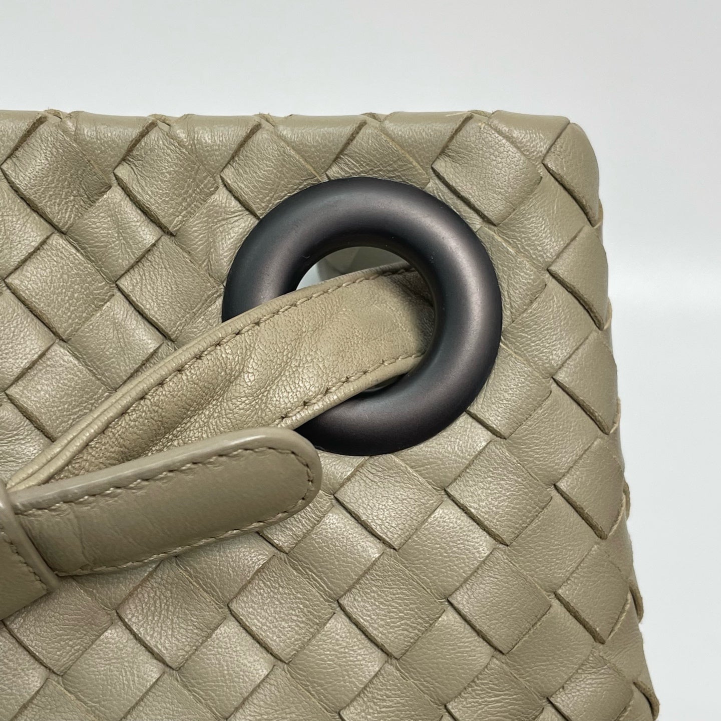 Bottega Veneta - Other - Leather - Grey - (medium)