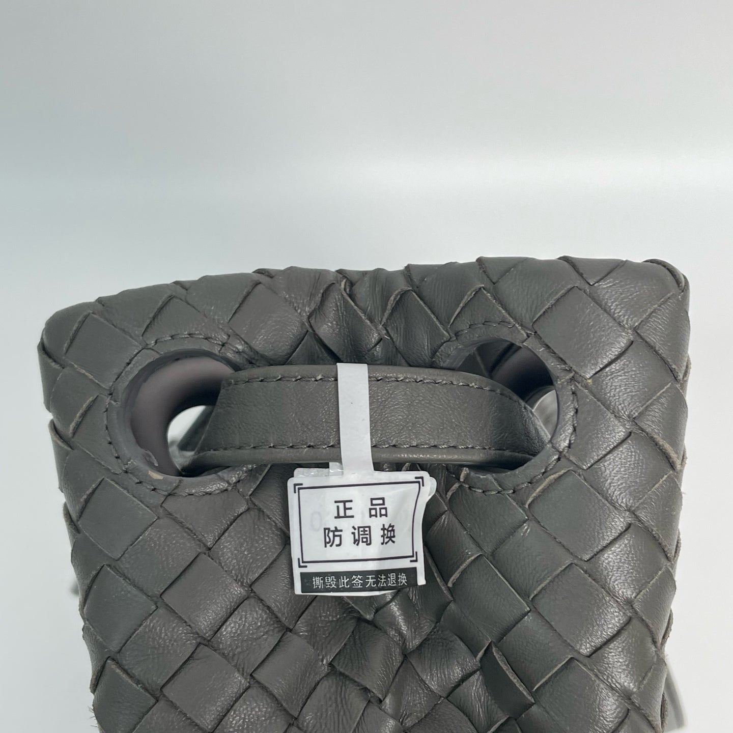 Bottega Veneta - Other - Leather - Grey - (medium)