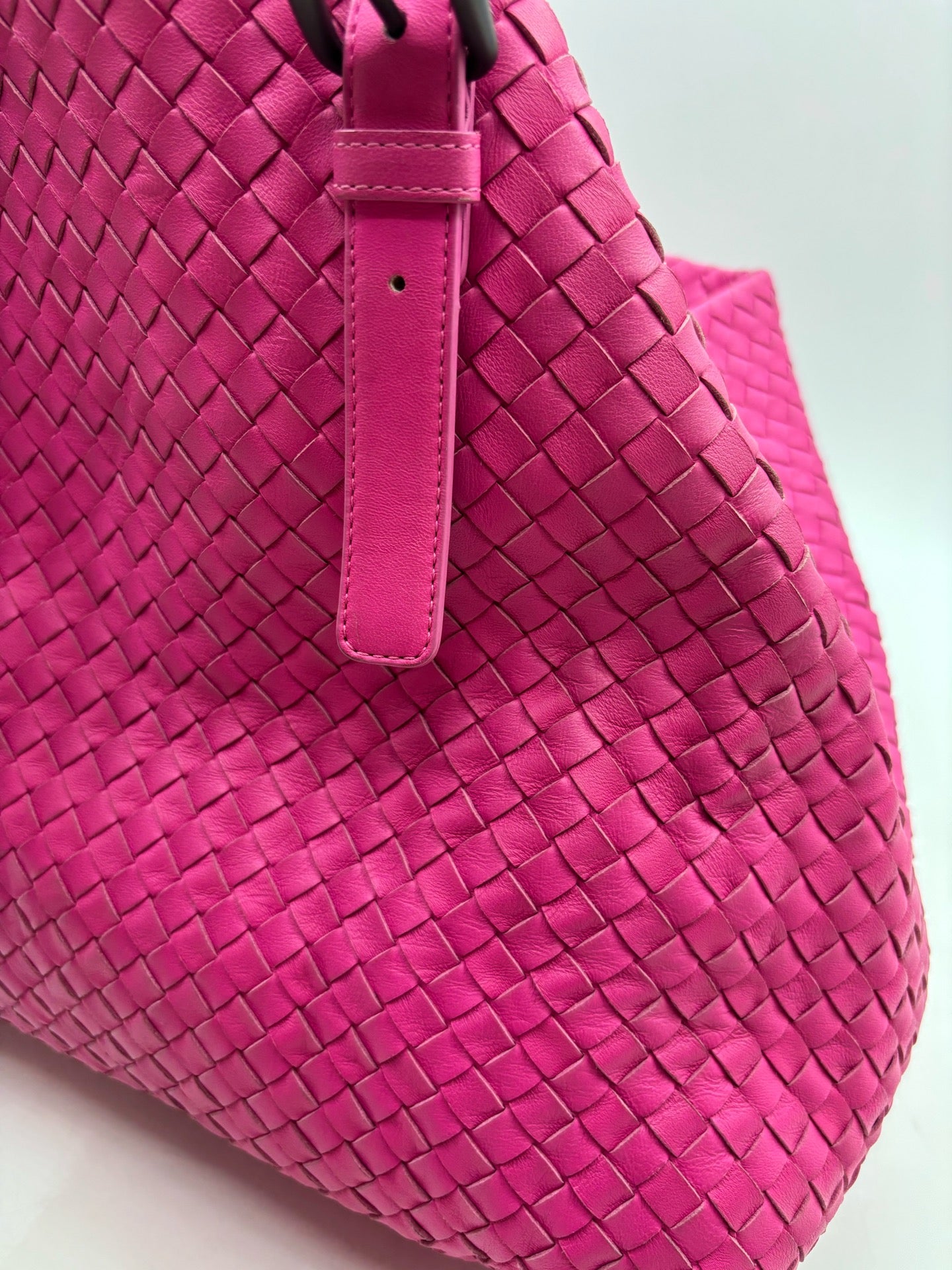 Bottega Veneta - Other - Leather - Pink - (large)