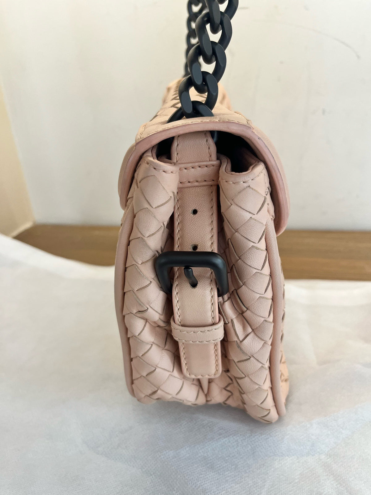 Bottega Veneta - Other - Leather - Pink - (medium)