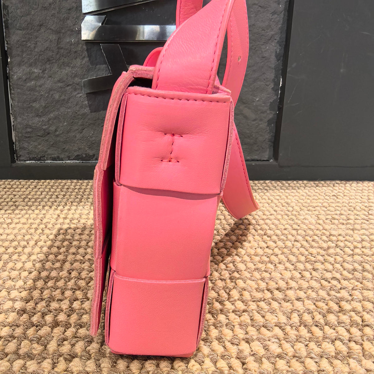 Bottega Veneta - Other - Leather - Pink - (medium)