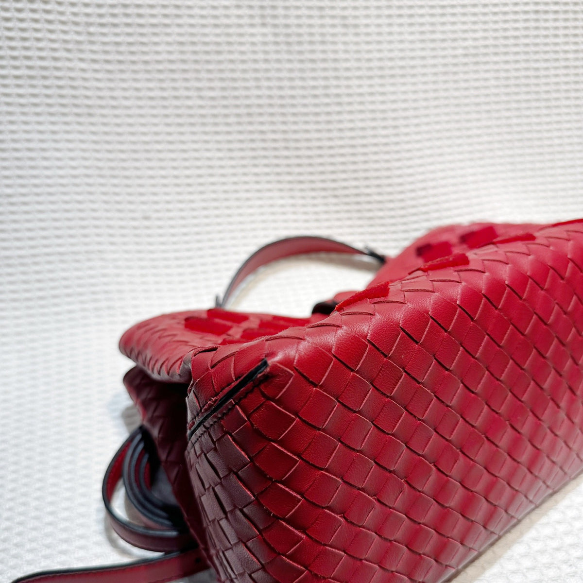 Bottega Veneta - Other - Leather - Red - (medium)