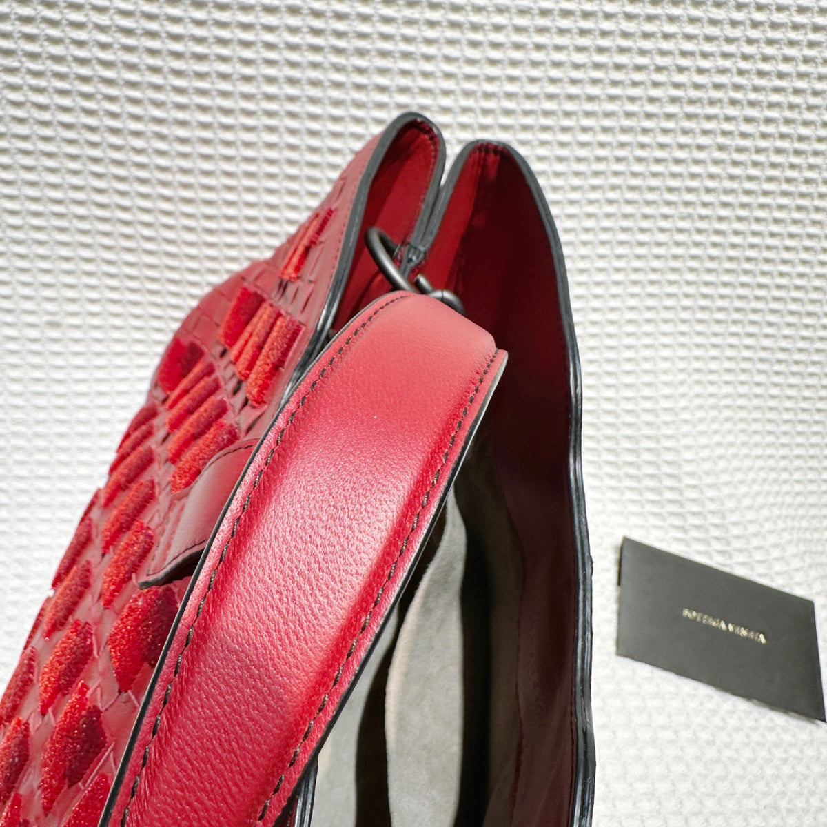 Bottega Veneta - Other - Leather - Red - (medium)