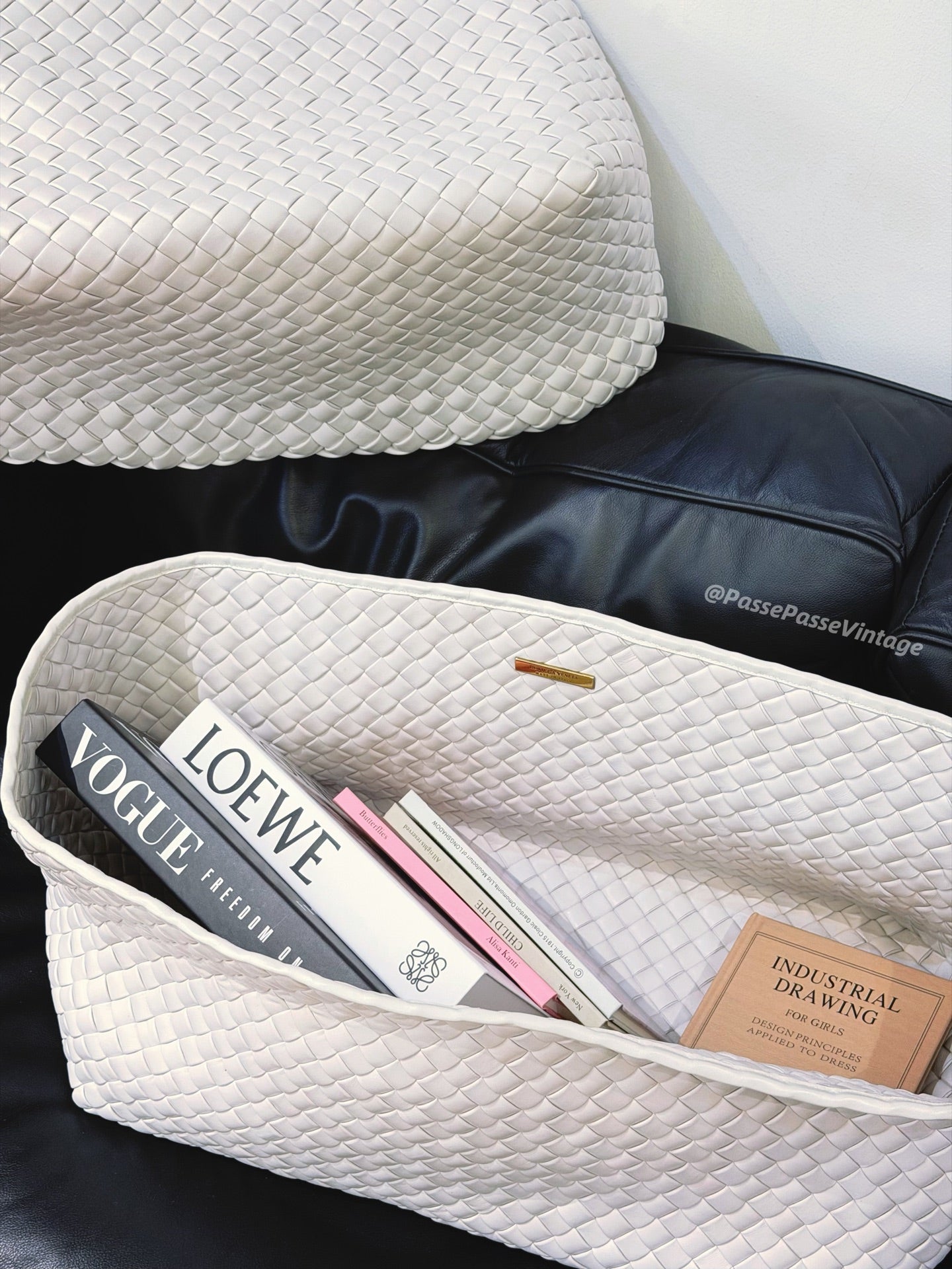 Bottega Veneta - Other - Leather - White - (extra-large)