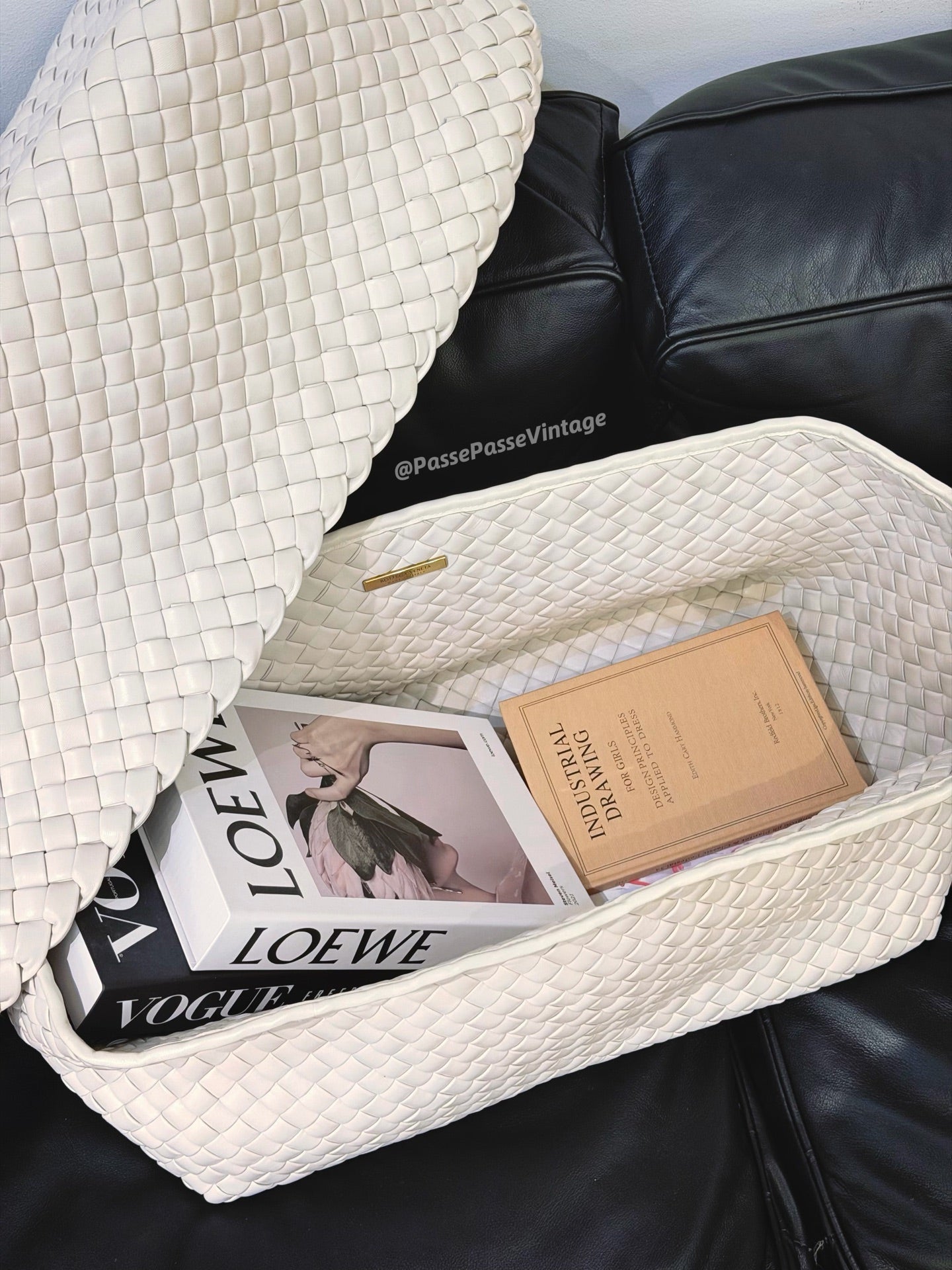 Bottega Veneta - Other - Leather - White - (extra-large)
