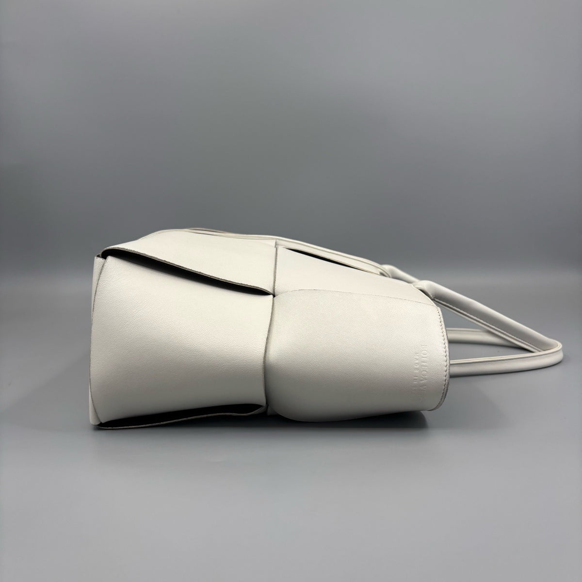 Bottega Veneta - Other - Leather - White - (Medium)