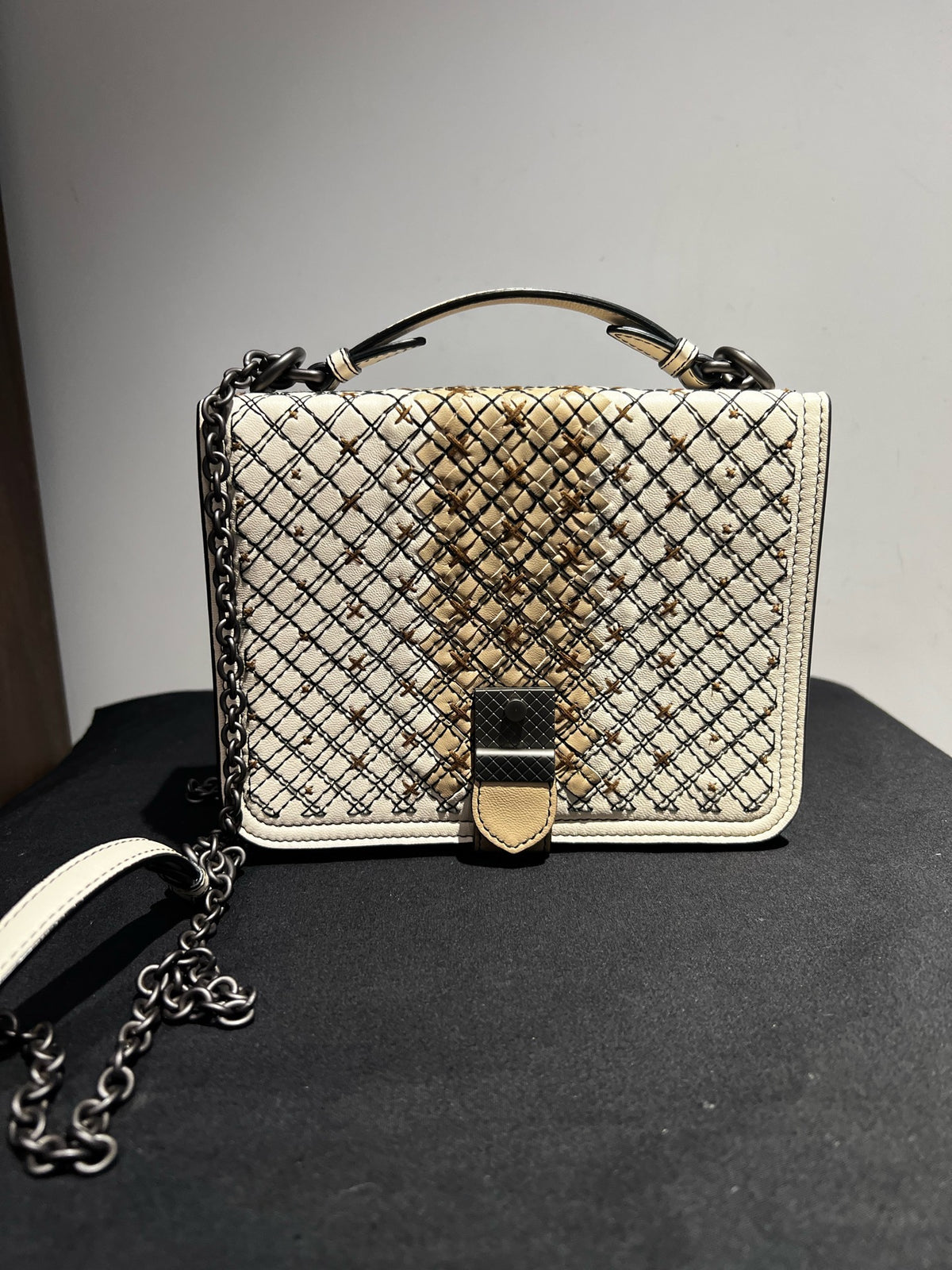 Bottega Veneta - Other - Leather - White - (small)