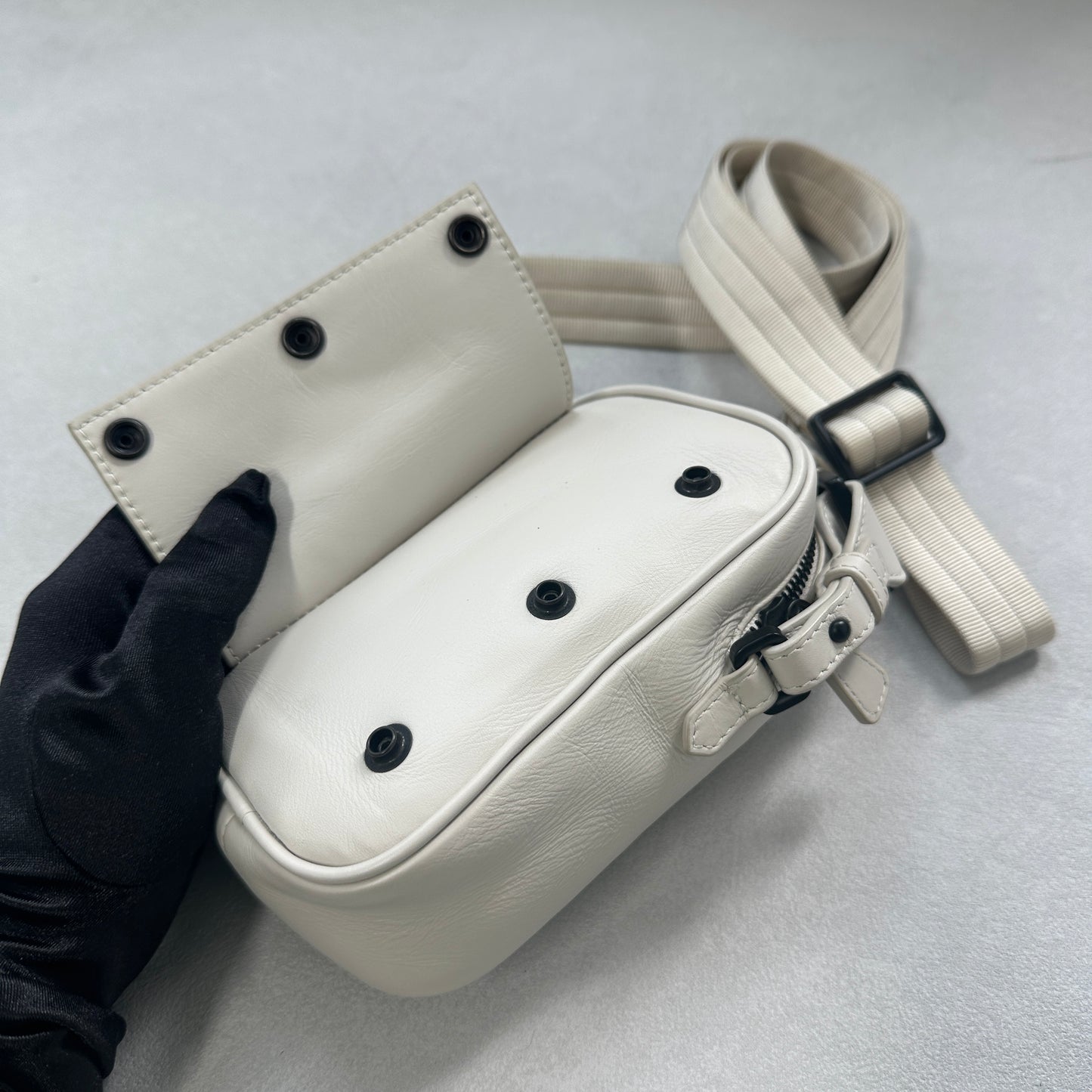Bottega Veneta - Other - Leather - White - (small)