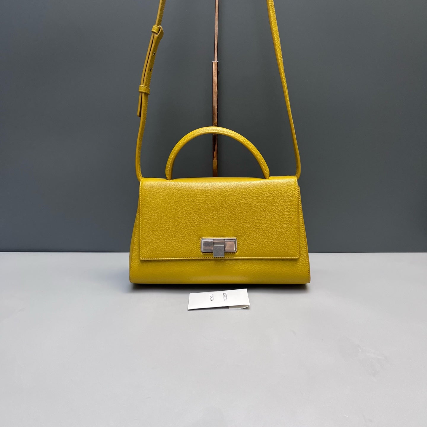 Bottega Veneta - Other - Leather - Yellow - (medium)