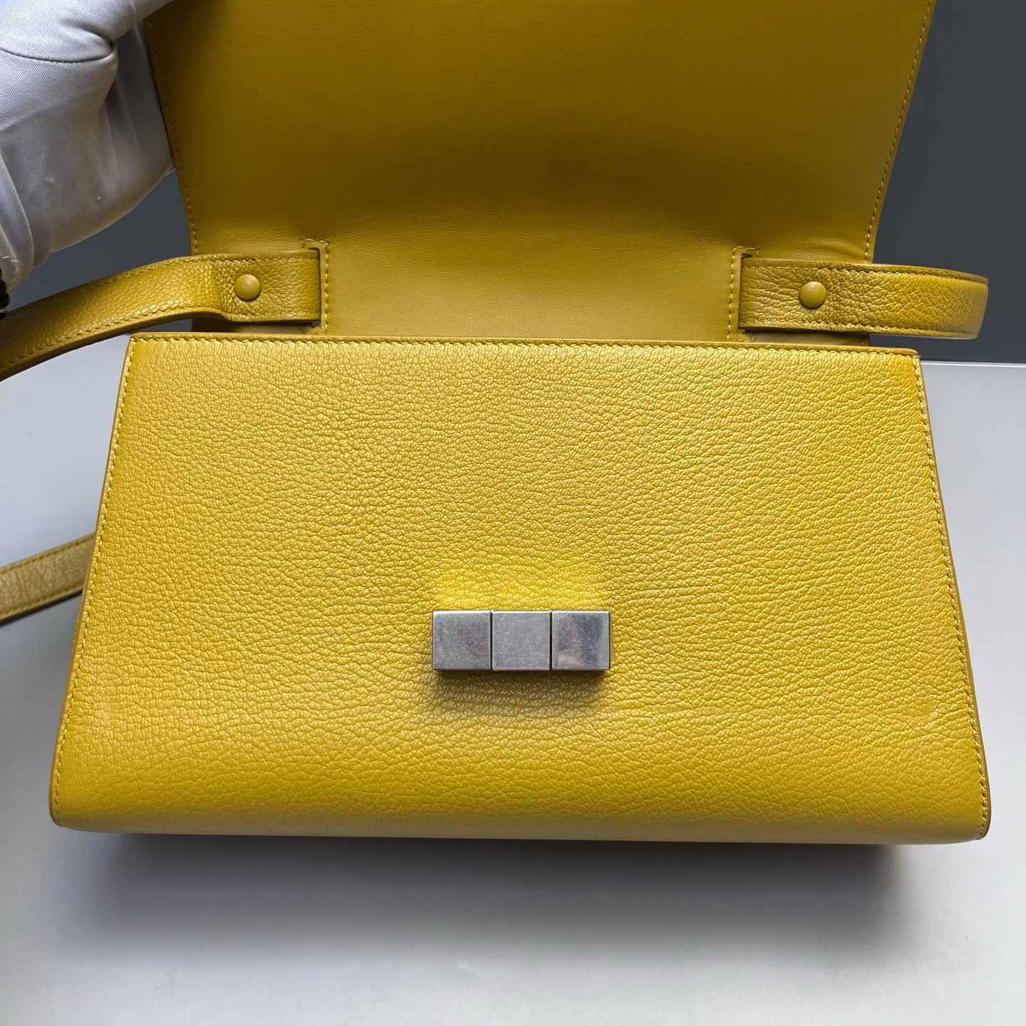 Bottega Veneta - Other - Leather - Yellow - (medium)
