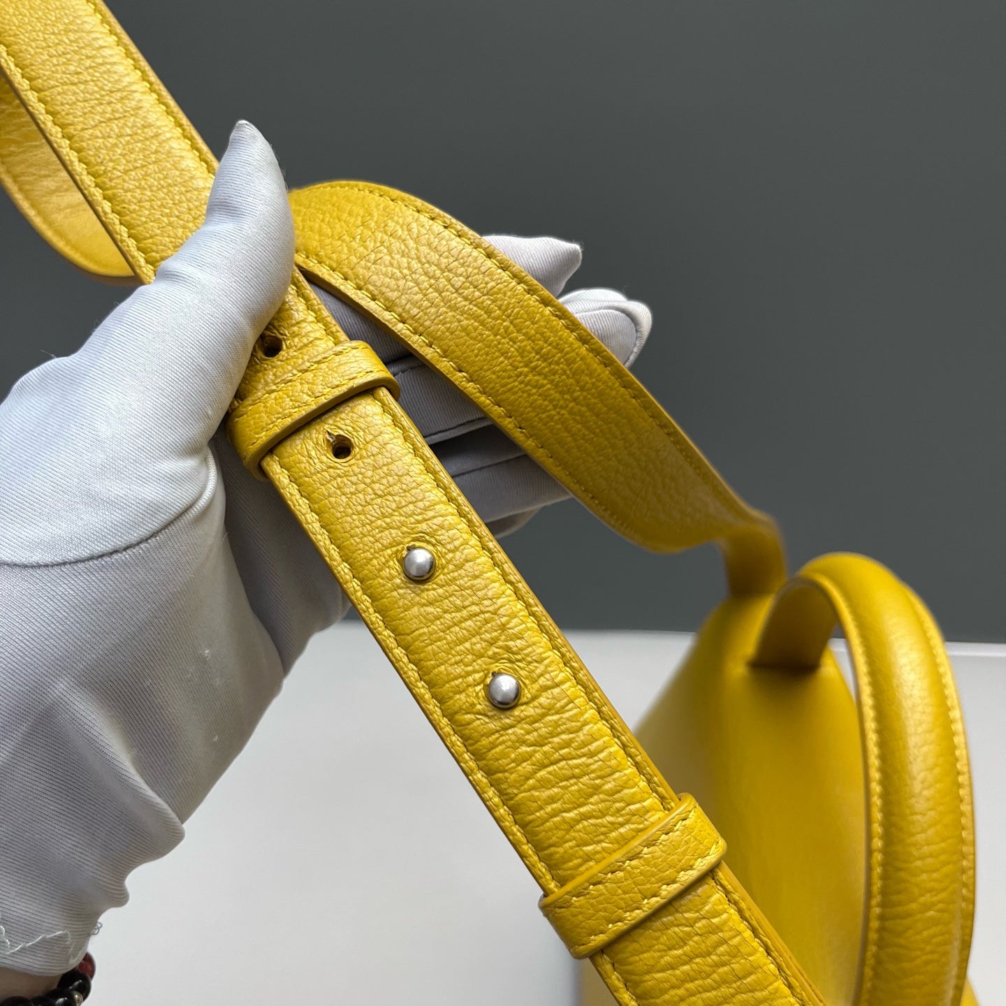 Bottega Veneta - Other - Leather - Yellow - (medium)