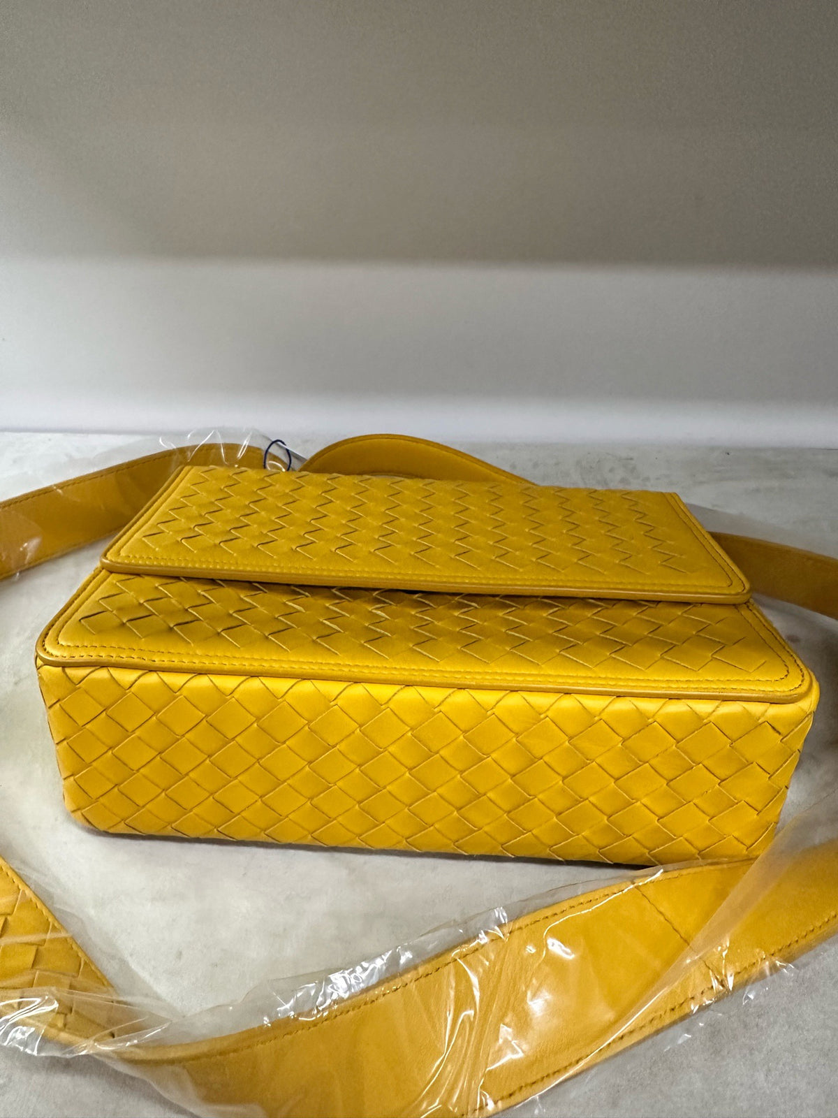 Bottega Veneta - Other - Leather - Yellow - (small)