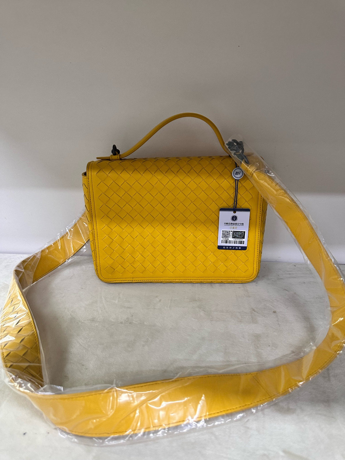Bottega Veneta - Other - Leather - Yellow - (small)