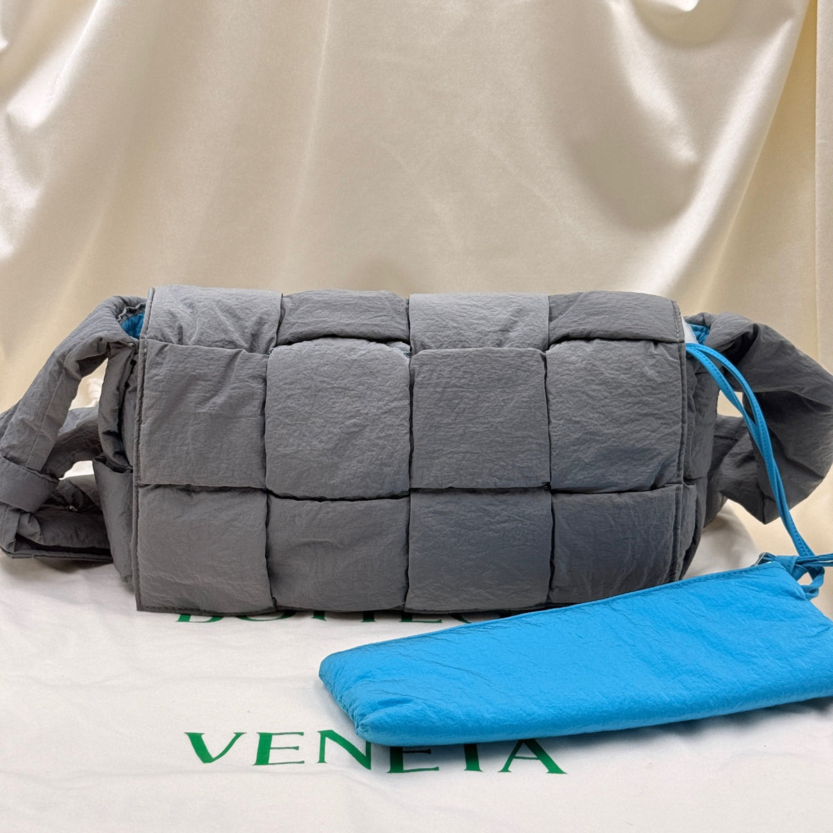 Bottega Veneta - Padded Cassette - Cloth - Grey