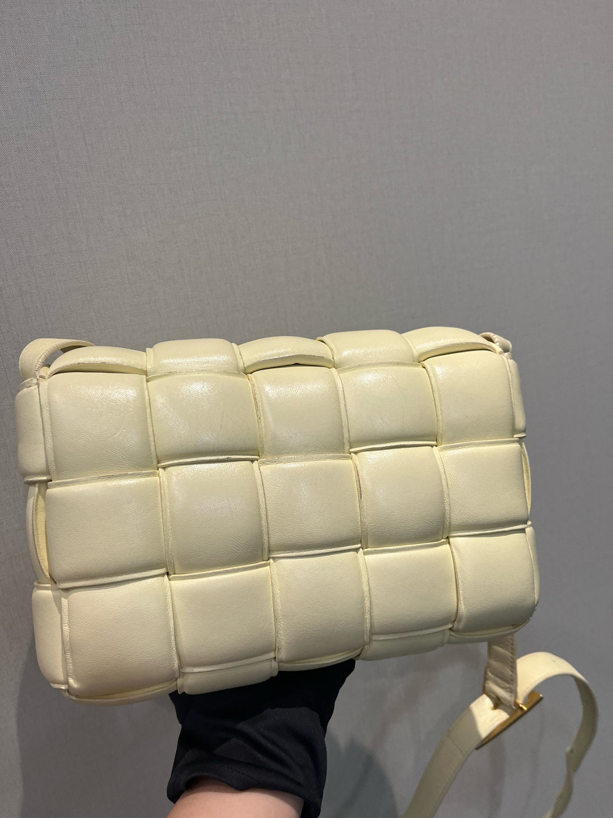 Bottega Veneta - Padded Cassette - Leather - Beige - (medium)