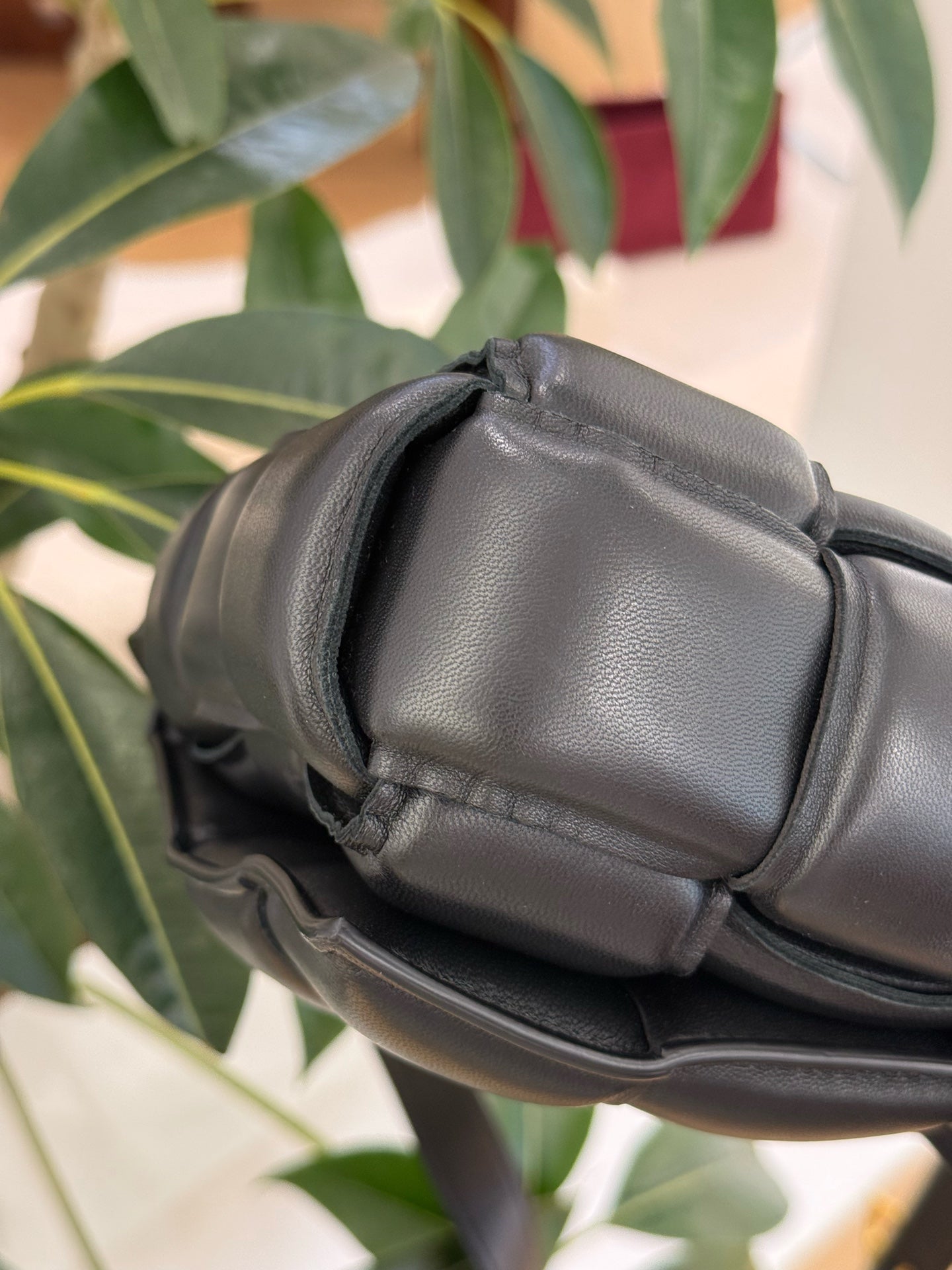 Bottega Veneta - Padded Cassette - Leather - Black - (medium)