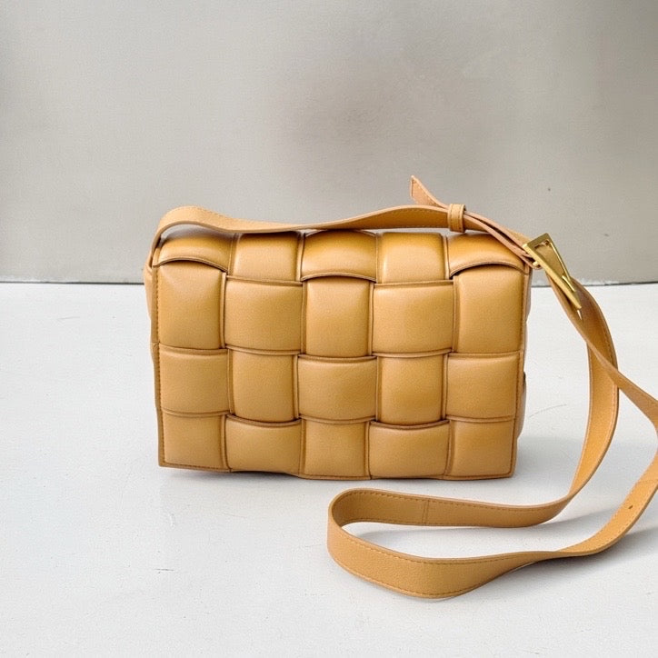 Bottega Veneta - Padded Cassette - Leather - Camel - (medium)