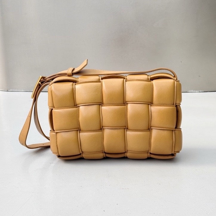 Bottega Veneta - Padded Cassette - Leather - Camel - (medium)
