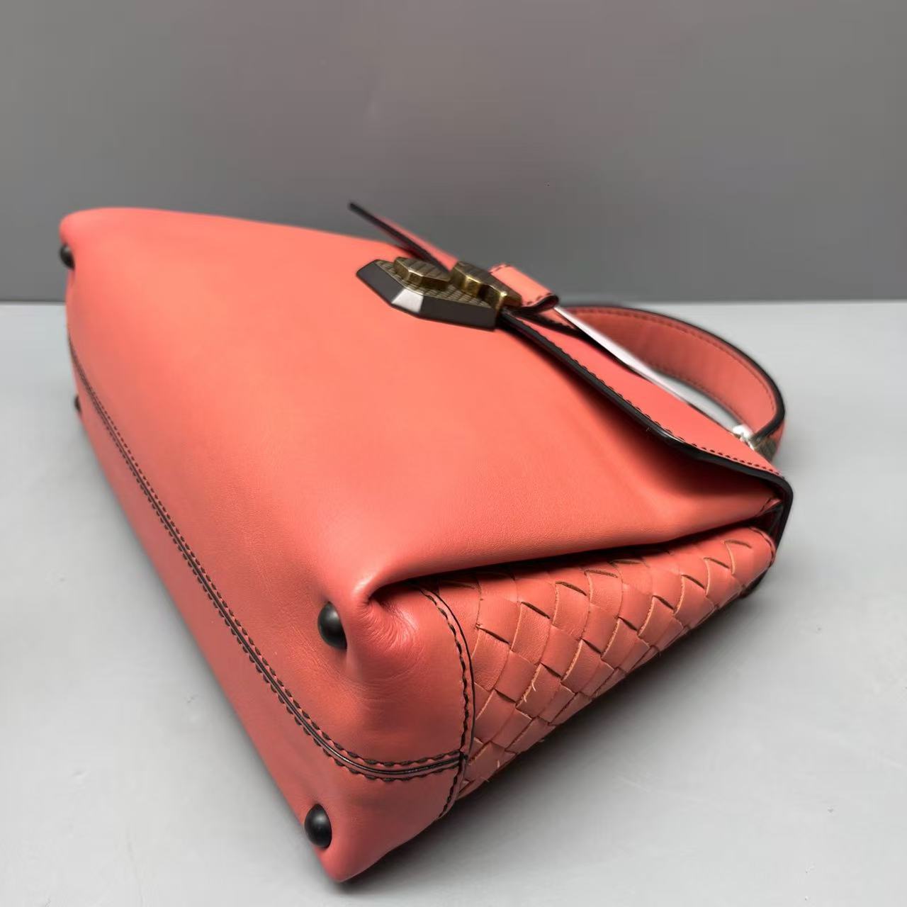 Bottega Veneta - Piazza Messenger Bag - Leather - Coral Pink with Darkened Brass Hardware - (Medium)