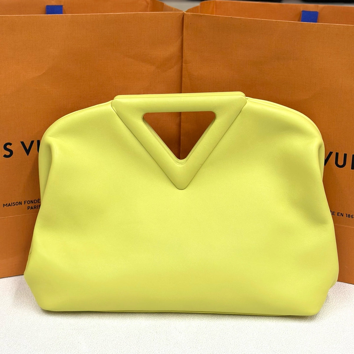 Bottega Veneta - Point Large - Leather - Green - (large)
