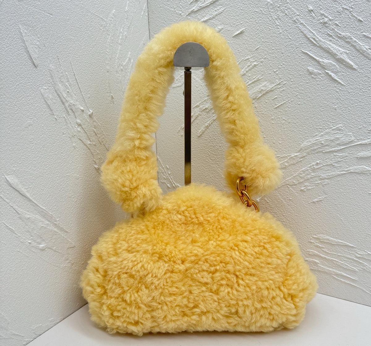 Bottega Veneta - Pouch - Fur - Shearling - Yellow - (medium)