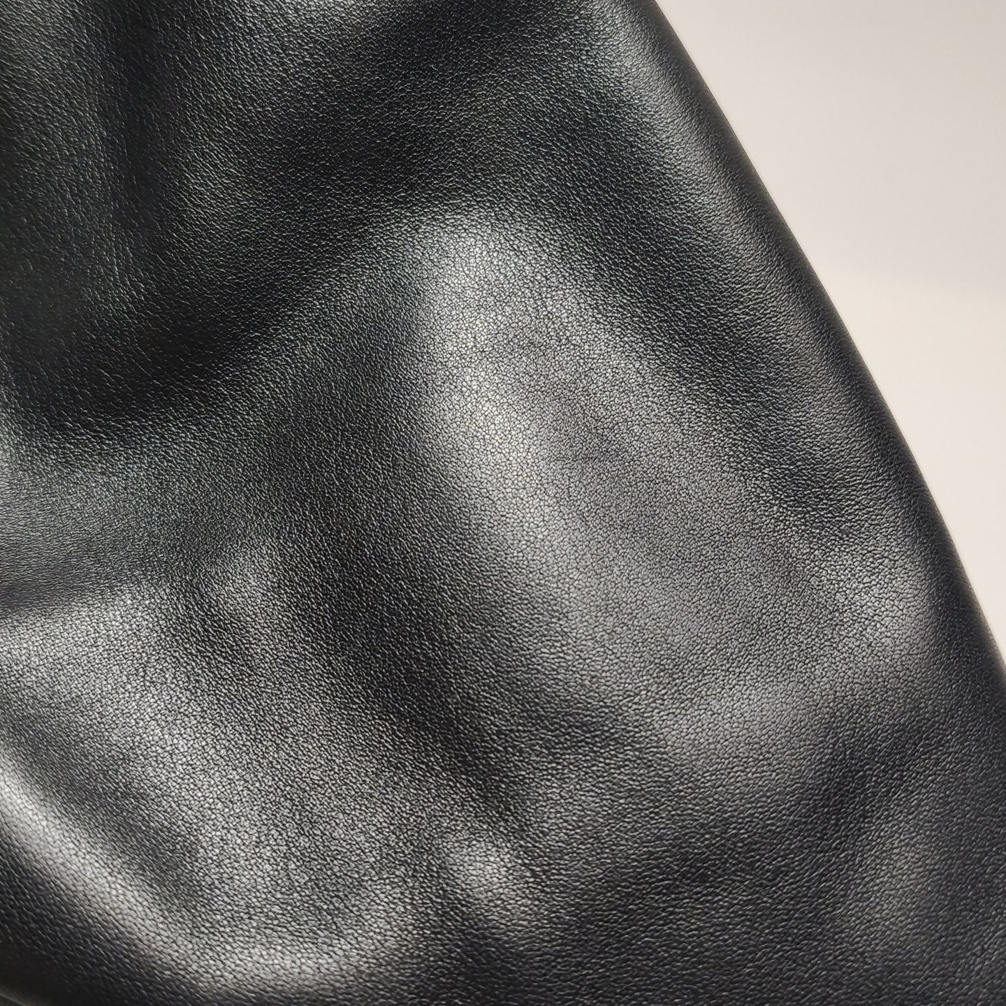 Bottega Veneta - Pouch - Leather - Black - (small)