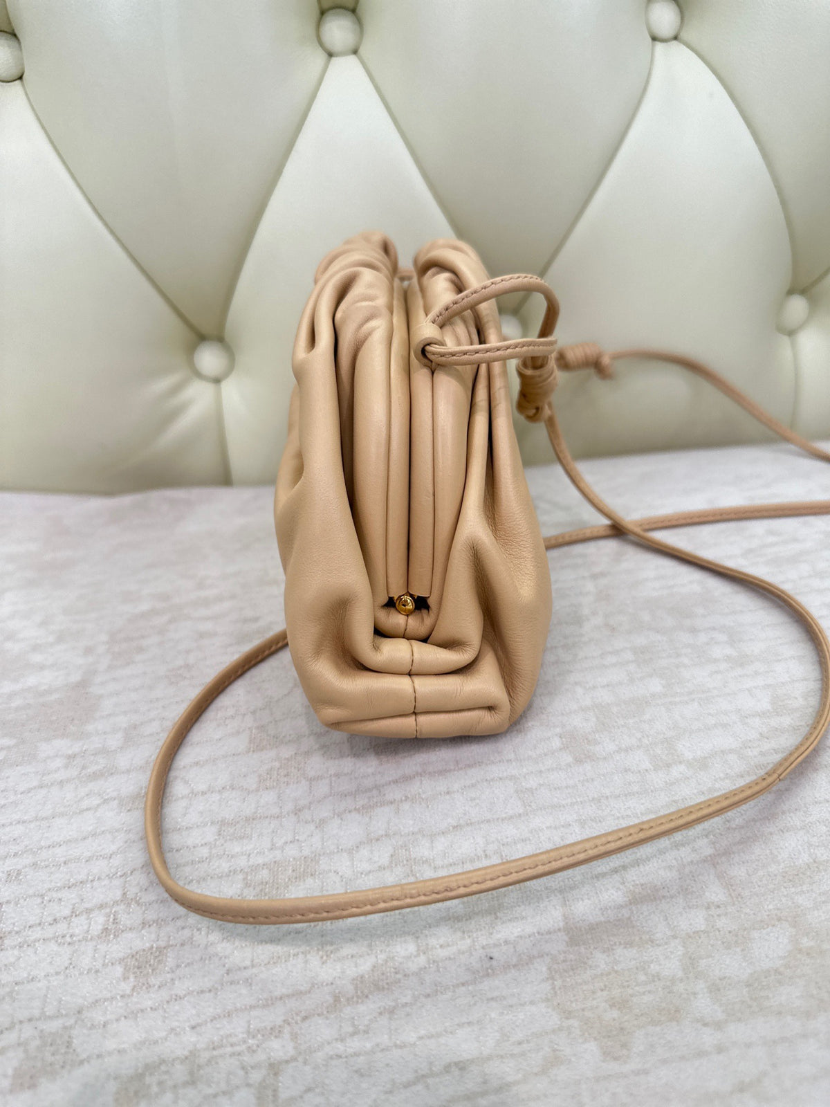 Bottega Veneta - Pouch Mini - Leather - Camel - (mini)