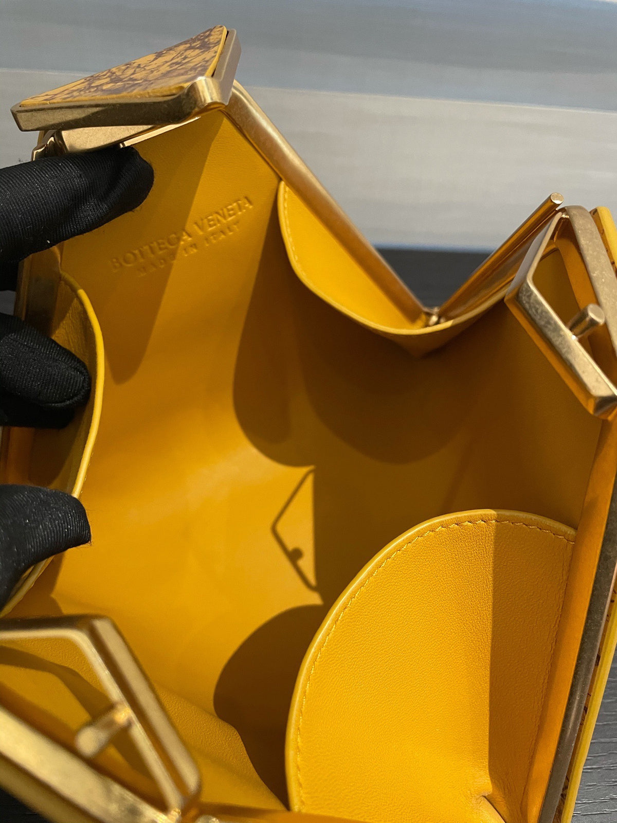 Bottega Veneta - Pyramid Box Bag - Leather - Yellow - (mini)
