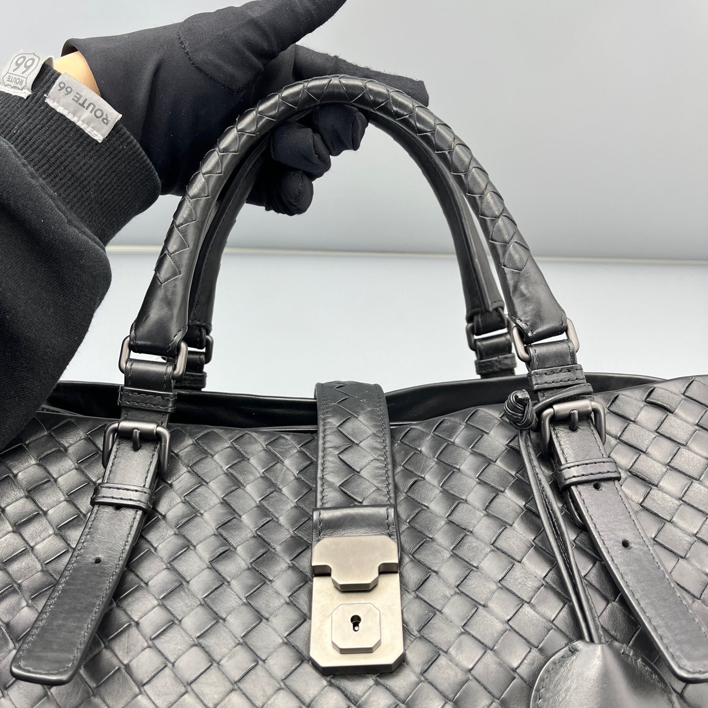 Bottega Veneta - Roma - Intrecciato Leather - Black - (Large)