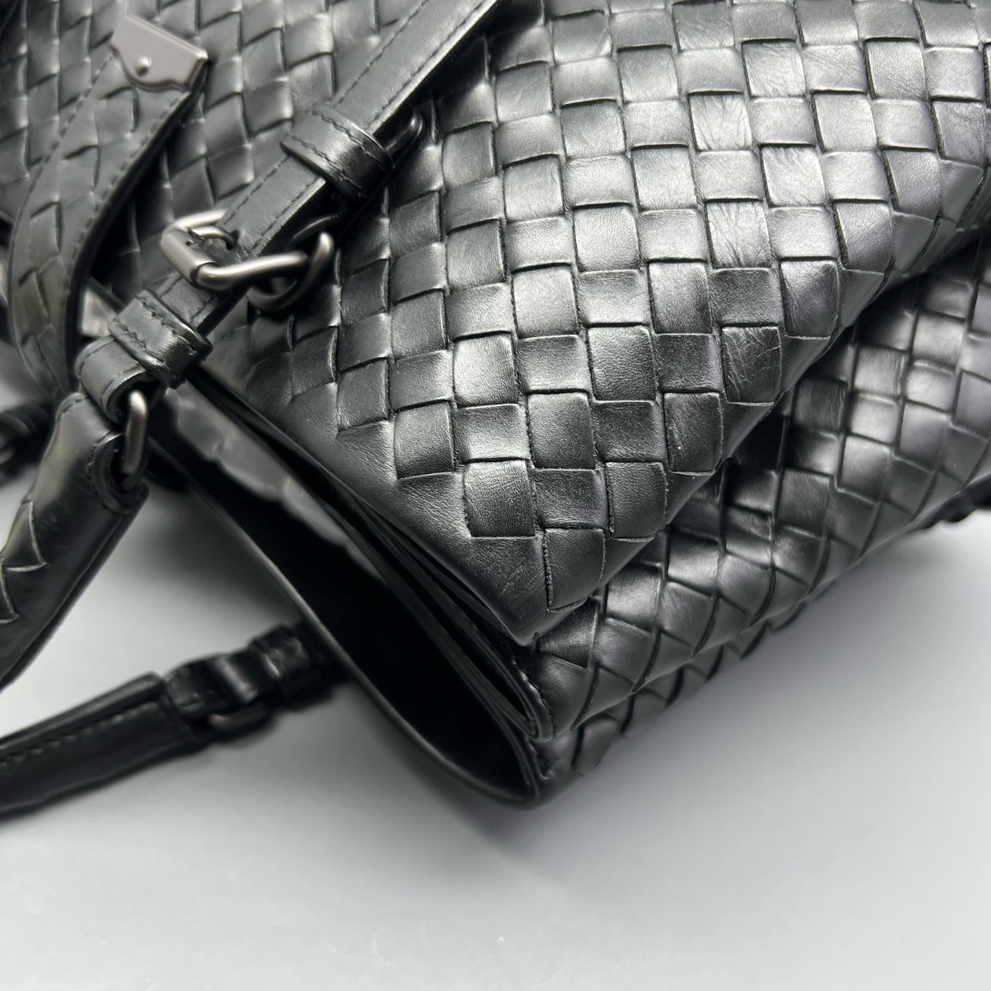 Bottega Veneta - Roma - Leather - Black - (Medium)