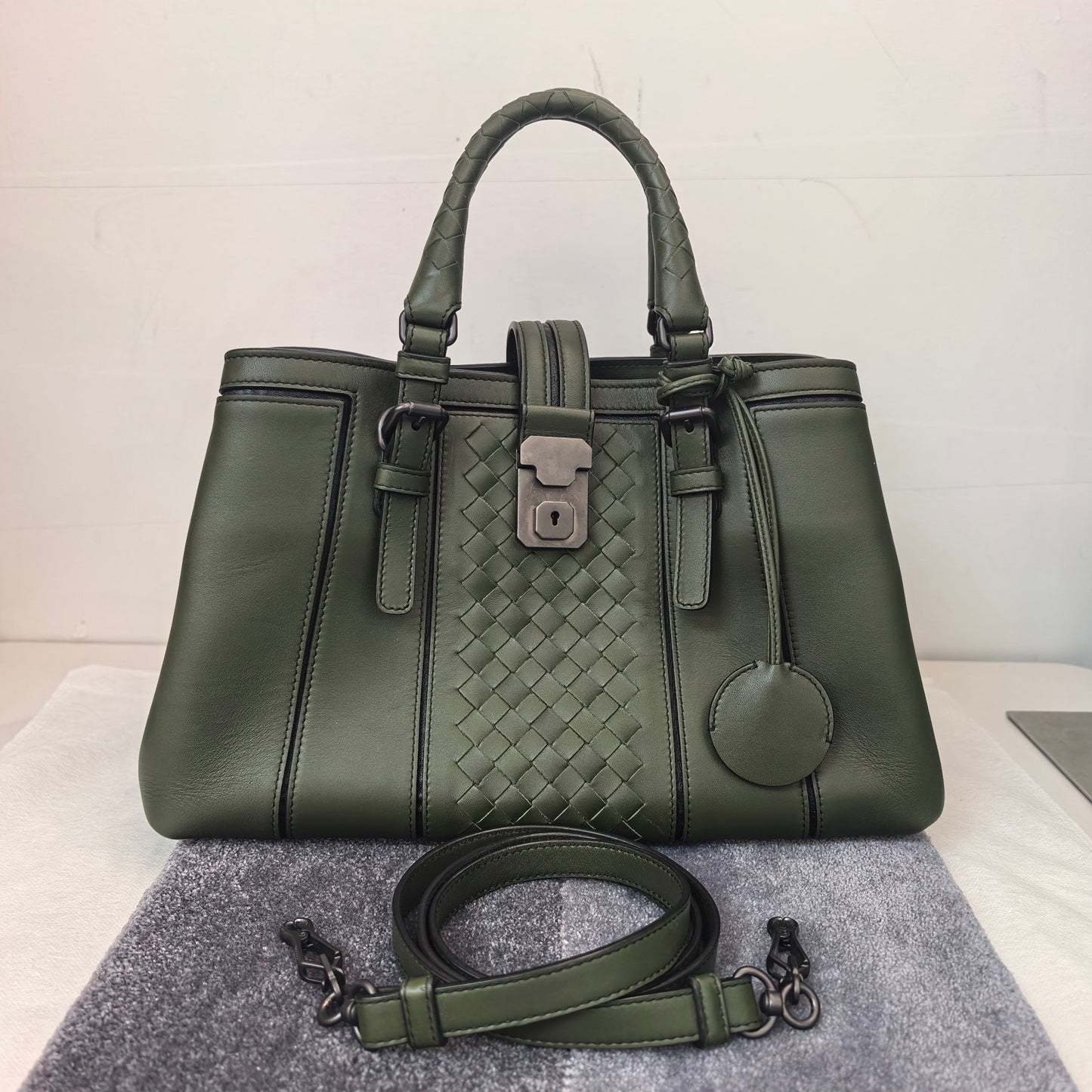 Bottega Veneta - Roma - Leather - Green - (medium)