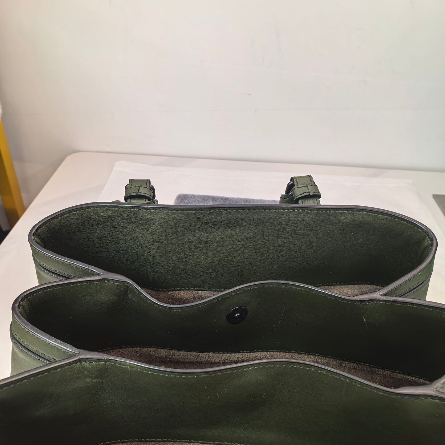 Bottega Veneta - Roma - Leather - Green - (medium)