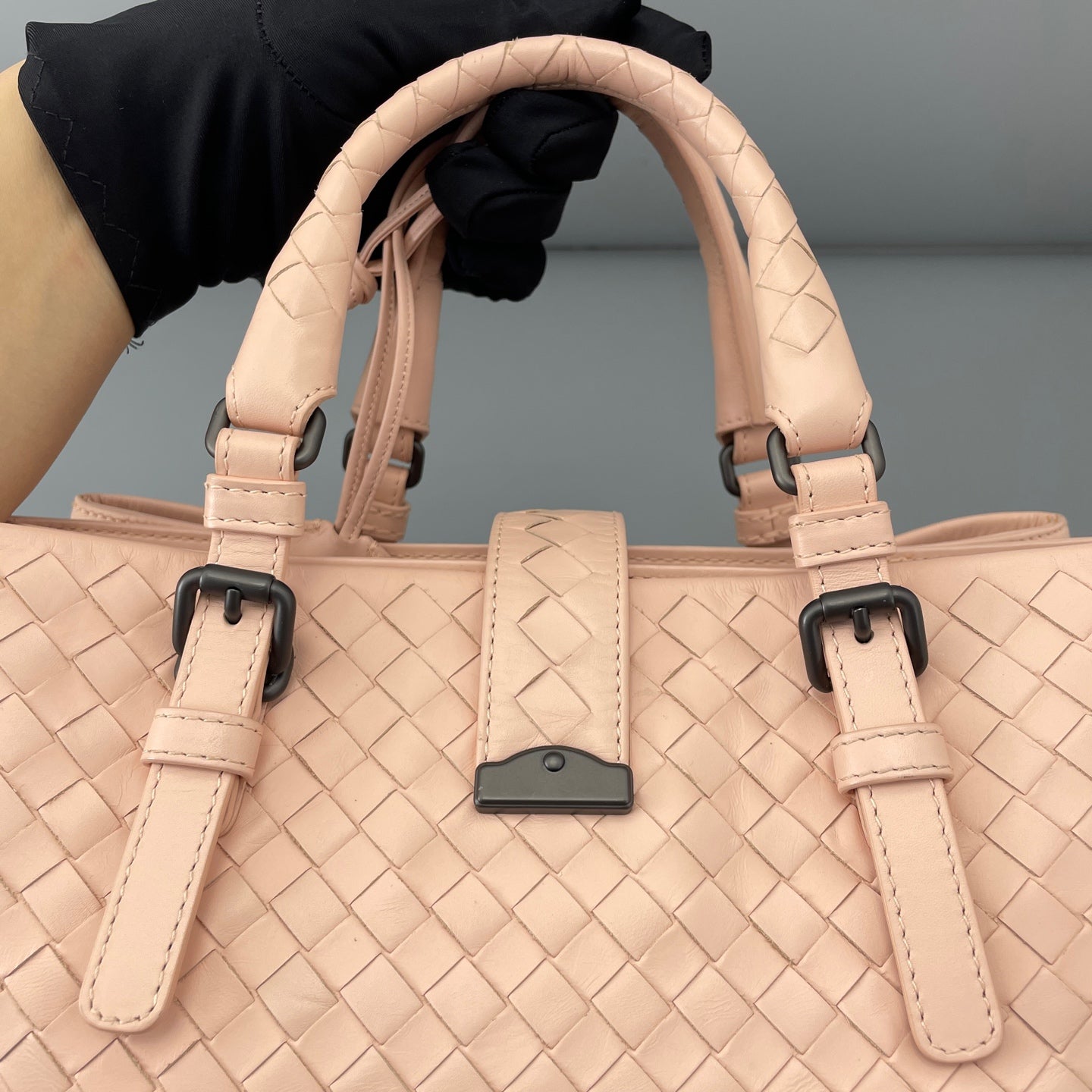 Bottega Veneta - Roma - Leather - Pink - (Medium)