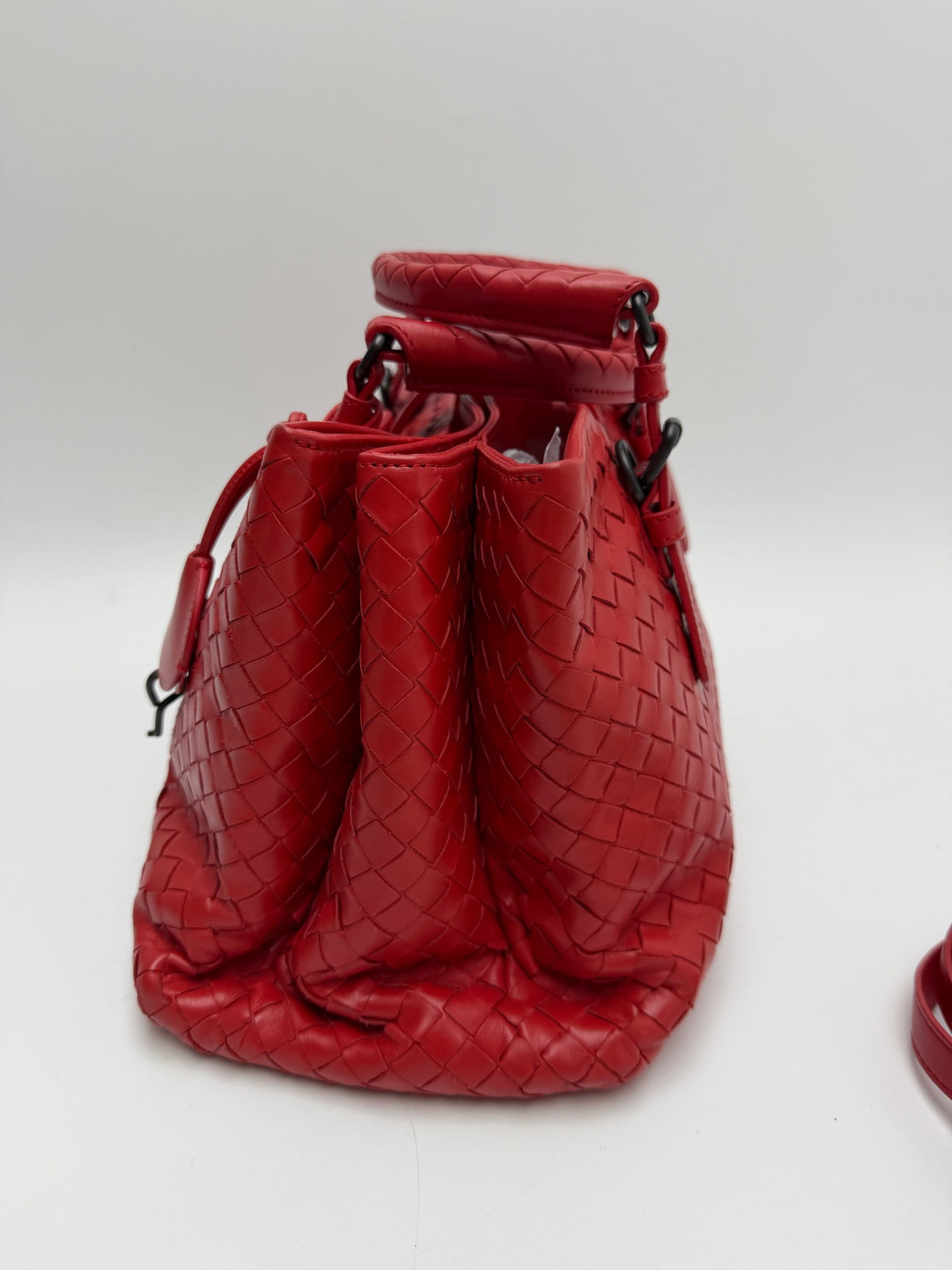 Bottega Veneta - Roma - Leather - Red - (large)