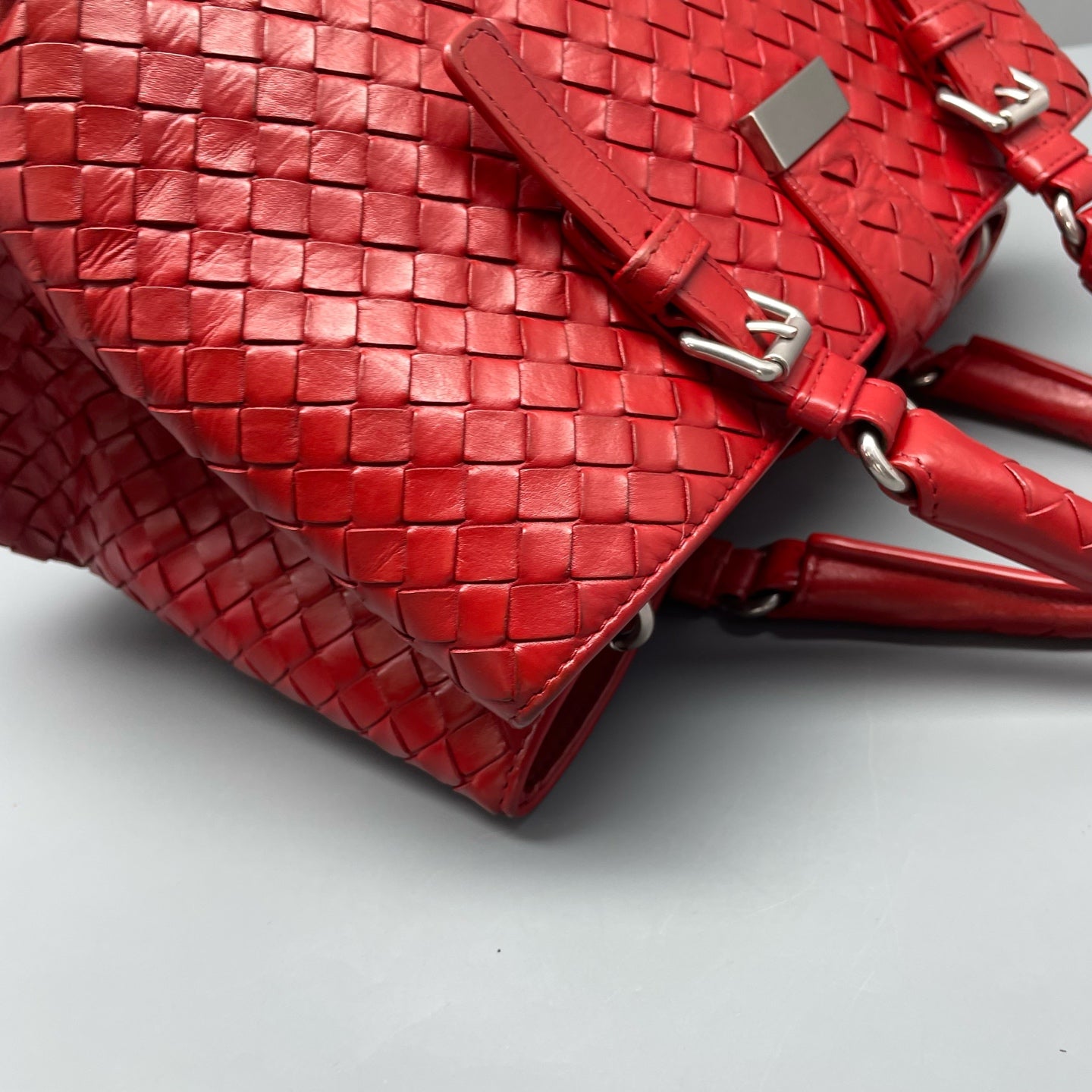 Bottega Veneta - Roma - Leather - Red - (medium)