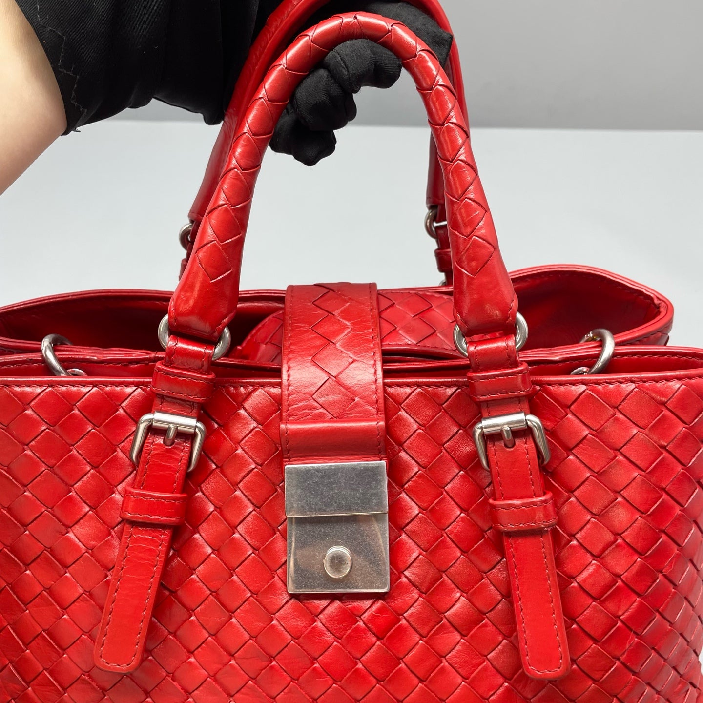 Bottega Veneta - Roma - Leather - Red - (medium)