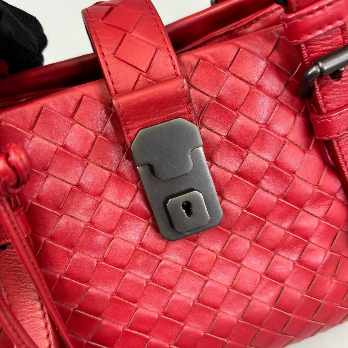 Bottega Veneta - Roma Small - Leather - Red - (small)