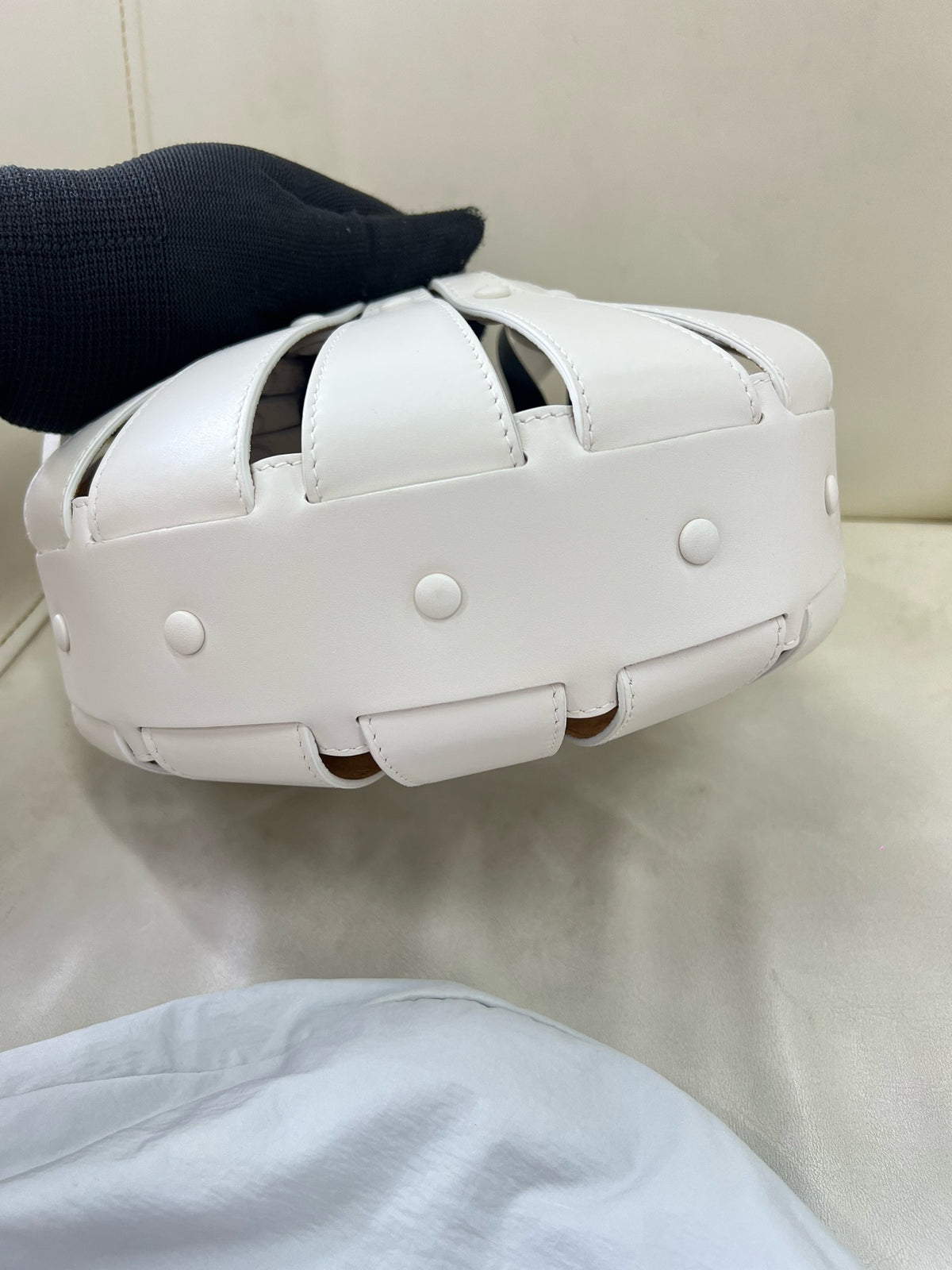 Bottega Veneta - Shell - Leather - White - (small)